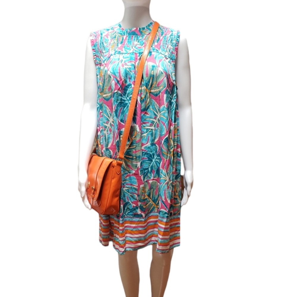 CROWN & IVY SUMMER DRESS